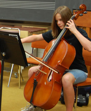 "CSA student plays cello"