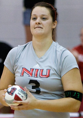 NIU Today | Huskie volleyball setter Kristin Hoffman earns ESPN/CoSIDA ...