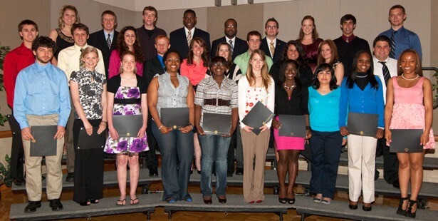 Group photo of leadership award winners