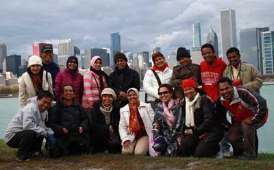 Fifteen Indonesian doctoral students from three universities in Sulawesi, who came to NIU in fall 2010 as part of an exchange program funded by the Indonesia Department of Education, visited Chicago and several other U.S. cities before returning to Indonesia. (CSEAS file photo)