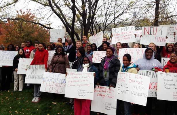 College students rallied Wednesday in Springfield to urge continued funding of MAP grants.