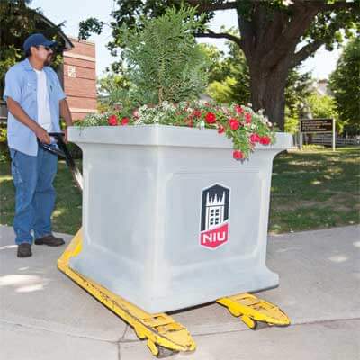 A planter is installed on campus.