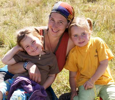 Karen Samonds and her daughters, 6-year-old Ann (left) and 4-year-old Evelyn 