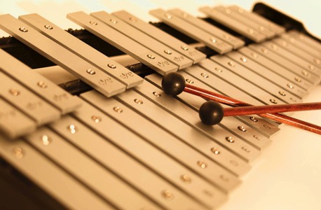 Photo of a xylophone and two mallets