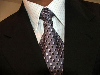 Picture of a suit and tie